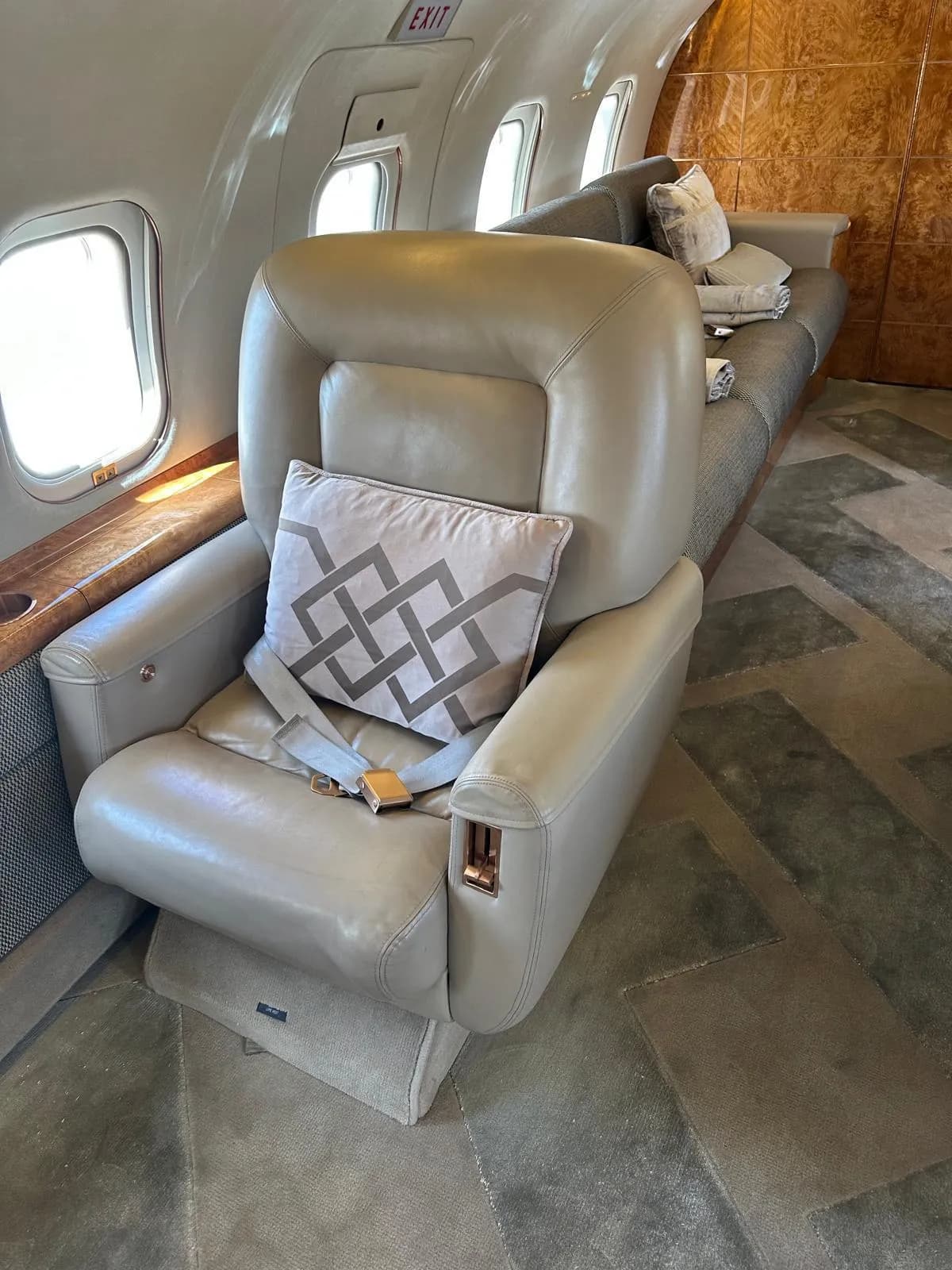 Challenger 604 - Interior