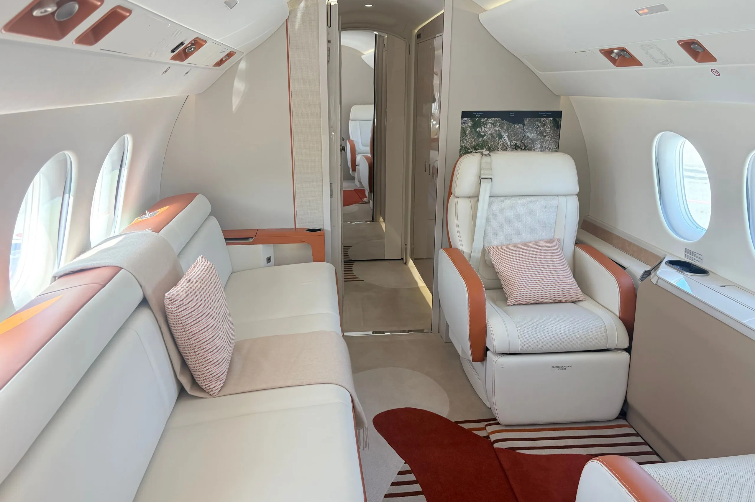 Falcon 8X