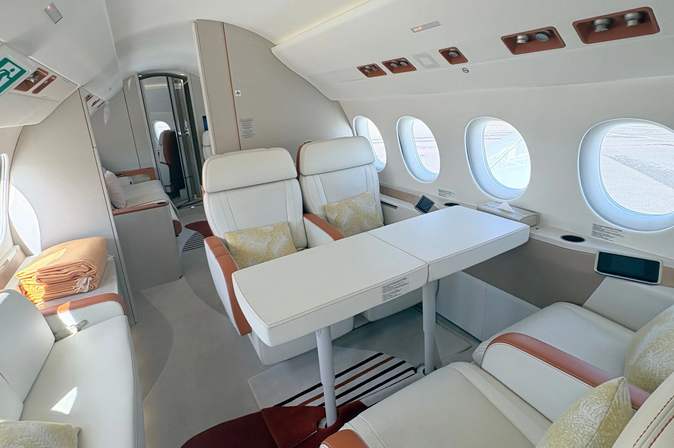 Falcon 8X