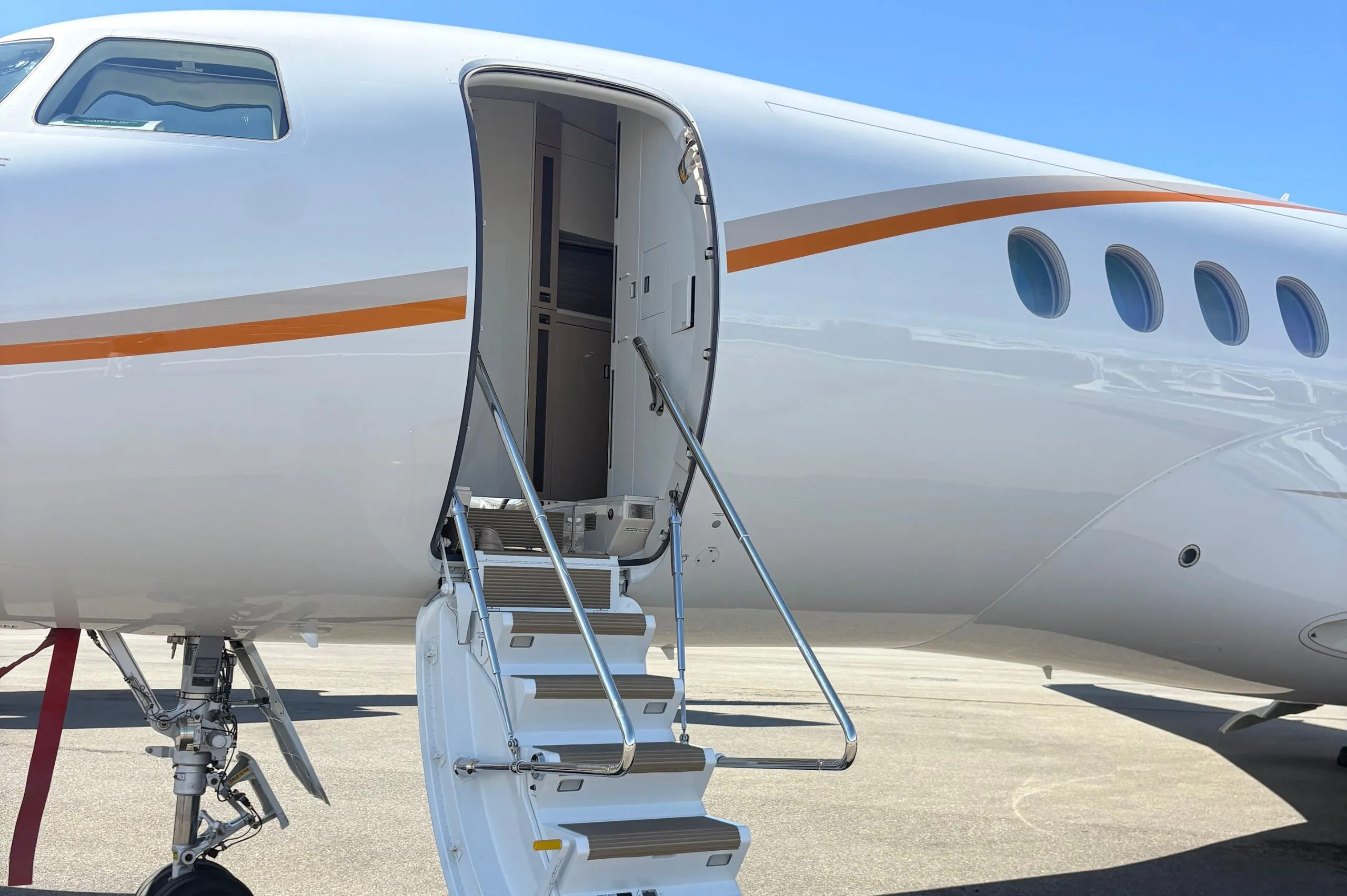 Falcon 8X